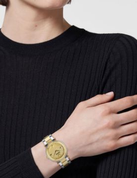 Versace Versace Quartz Kadın Kol Saati VRSCVE8B00324