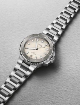 01 733 7792 4151-07 8 19 05P