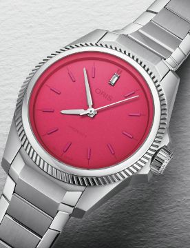 Oris Propilot X Miss Piggy Edition 01 531 7796 4158-07 8 17 05LC