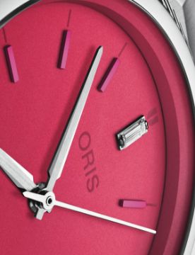 Oris Propilot X Miss Piggy Edition 01 531 7796 4158-07 8 17 05LC