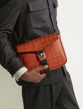 Montblanc Extreme 3.0 Kompakt Envelope M LOCK 4810 Tokalı Çanta 199406