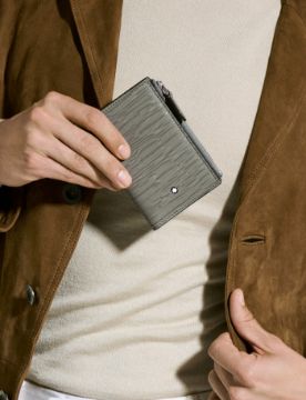 Montblanc 4810 Mini Dikey 6 Kartlık Cüzdan 199346