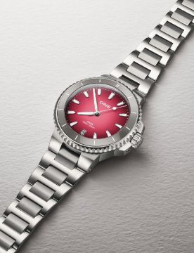 Oris Aquis Taste of Summer 01 733 7792 4158-07 8 19 05P