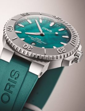 Oris Aquis New York Harbor Limitli Üretim II 43,5 mm Otomatik Saat 01 733 7789 4187-Set