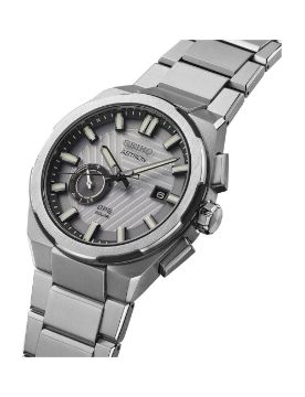 Seiko Astron 42 mm GPS Solar Saat SSJ037J1