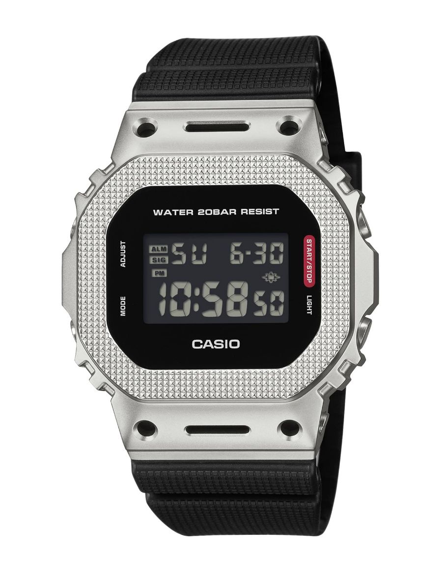 G-Shock G-Steel 5600 Serisi 43.2 mm Quartz Saat GM-5600M-1DR