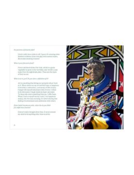 Thames & Hudson Esther Mahlangu: To Paint is in My Heart 9780500028124