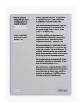 Thames & Hudson Oasis: Trying to find a way out of nowhere 9780500030646