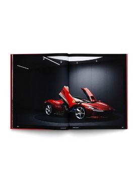  Teneues The Ferrari Book (The Car Book Series) 9783961716760